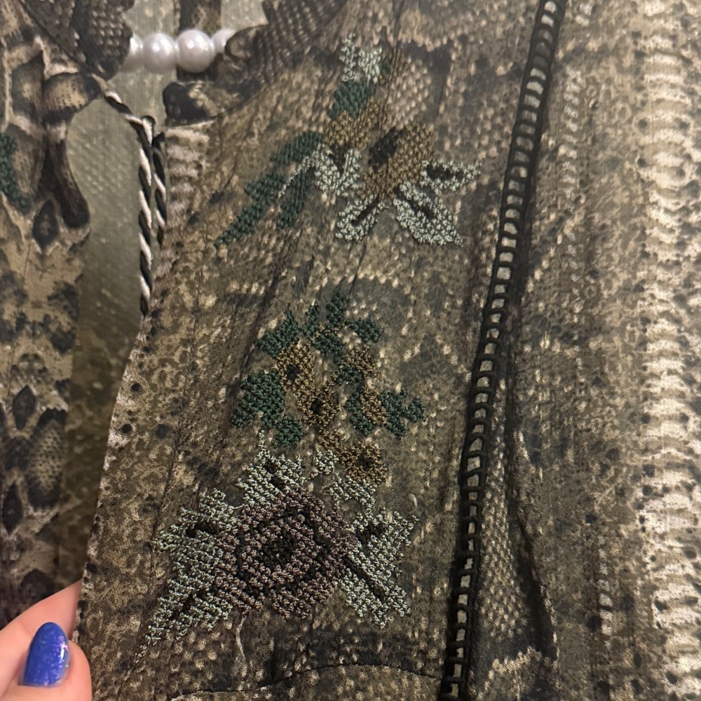 EUC Zara Olive Python Print Open Front Embroidere… - image 5